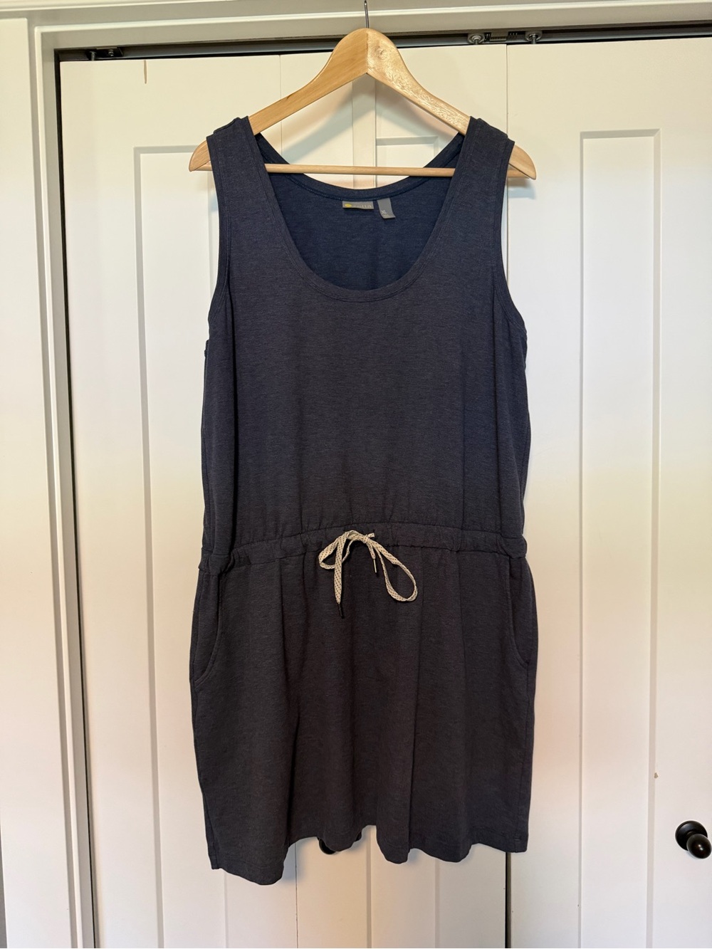 Zella Navy Blue Scoop Neck Top